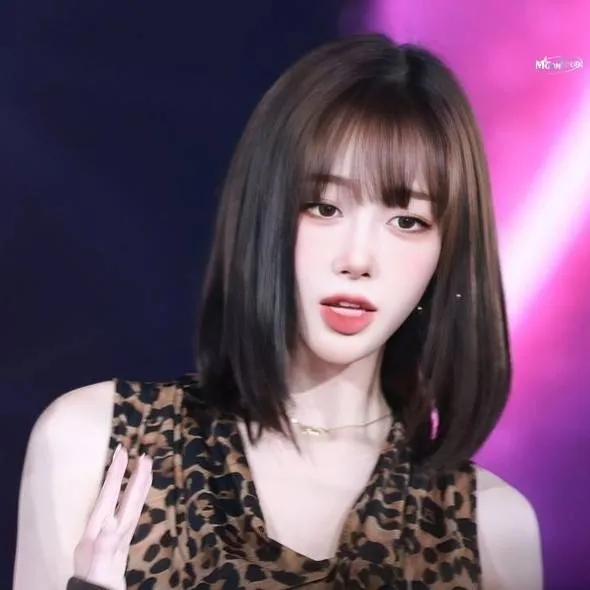 chat with ai character: 吉賽爾