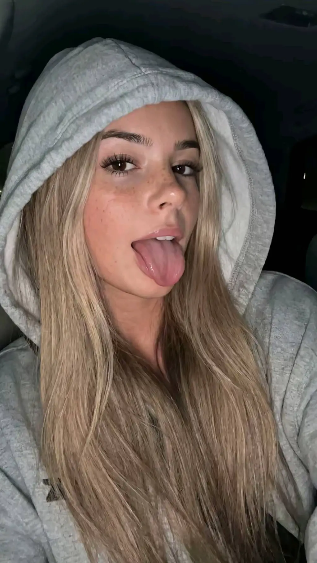 ai character: Brook background