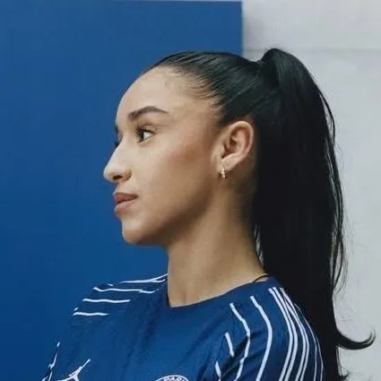 chat with ai character: Sakina Karchaoui 