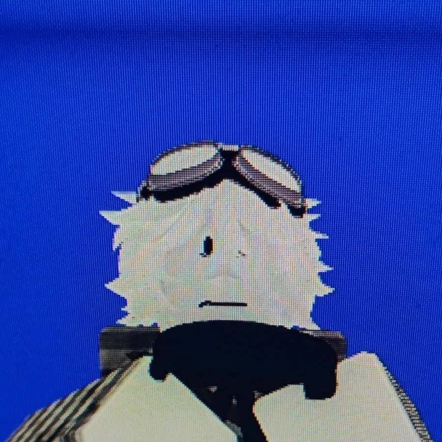 chat with ai character: kira 