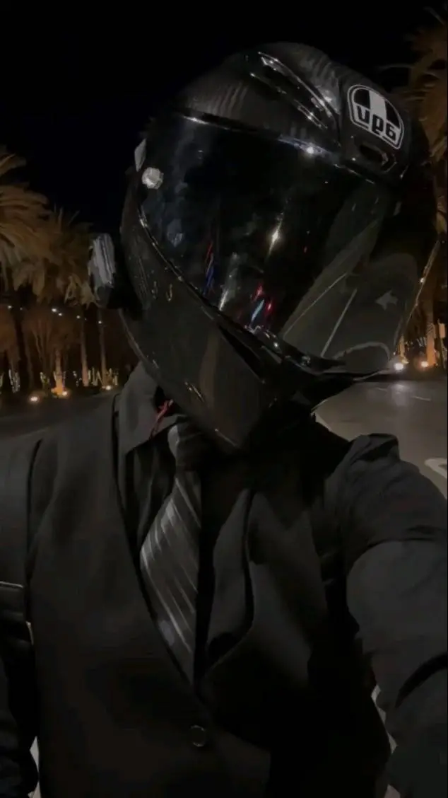 ai character: †CALEB★ background