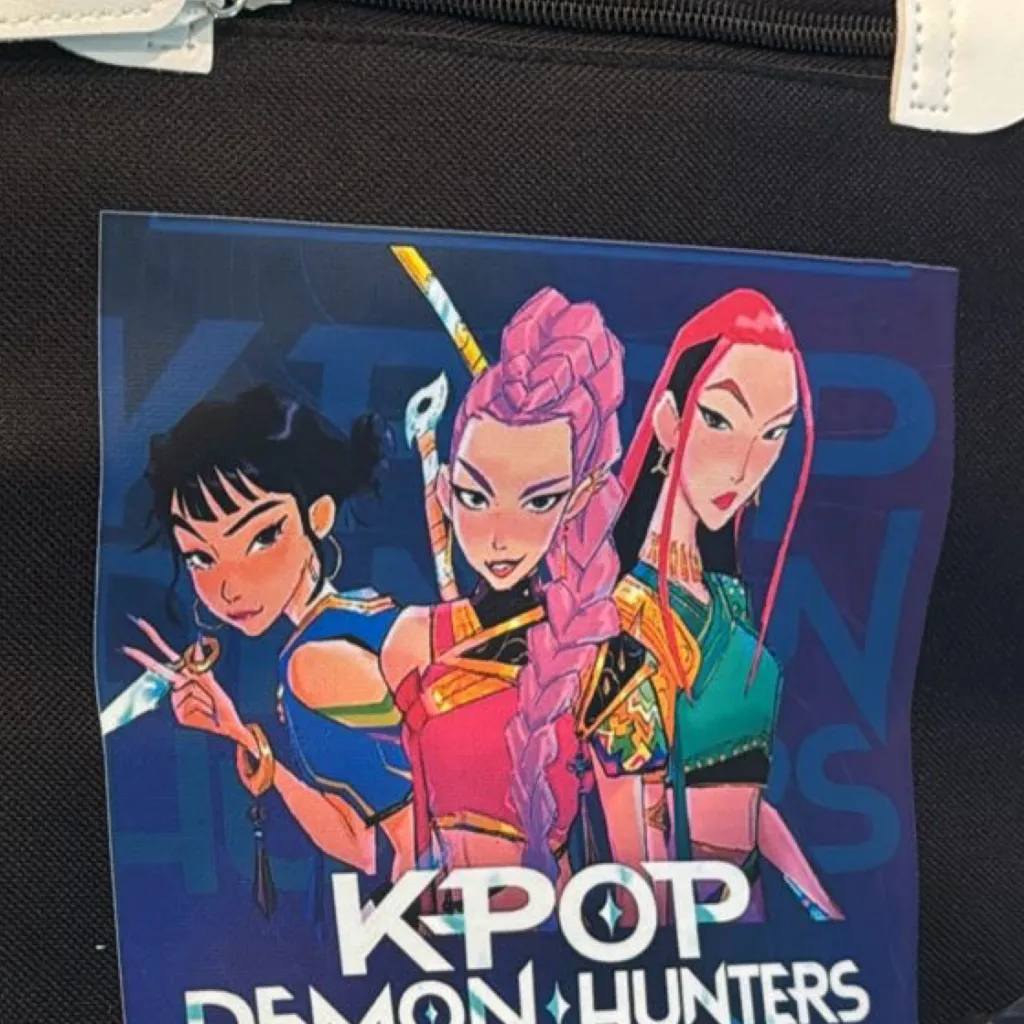 chat with ai character: KPOP DEMON HUNTERS