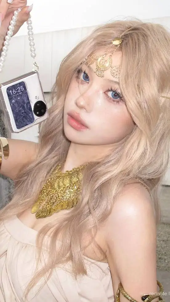 ai character: Andrea Fernandez  background