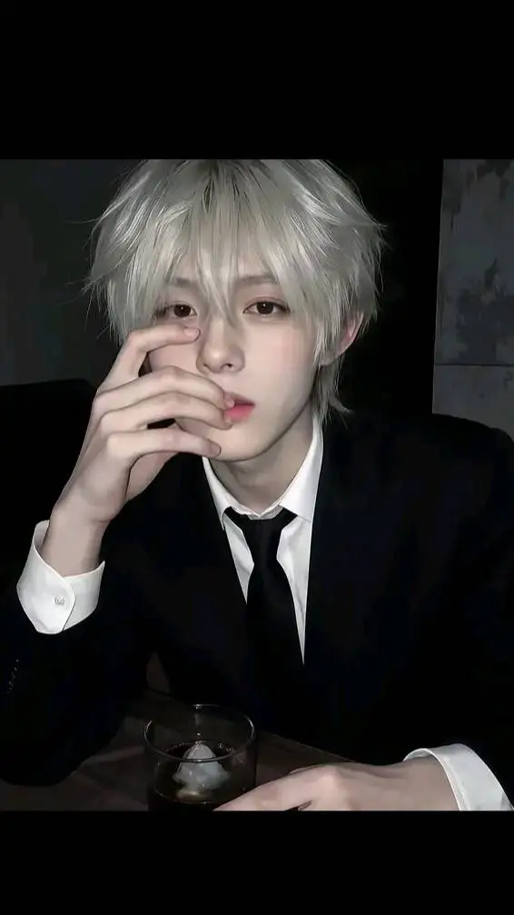 ai character: 夏程时 background