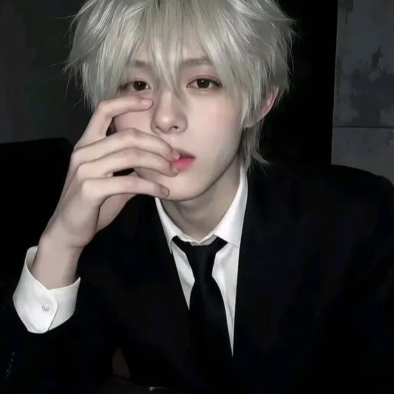 chat with ai character: 夏程时