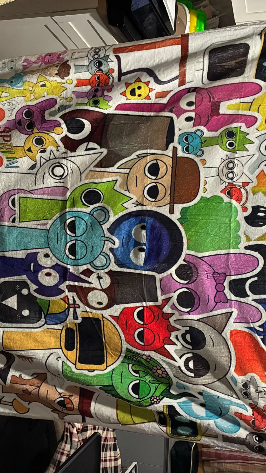 ai character: S and the smile i background