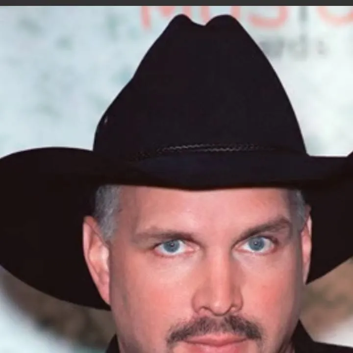 chat with ai character: Garth Brooks