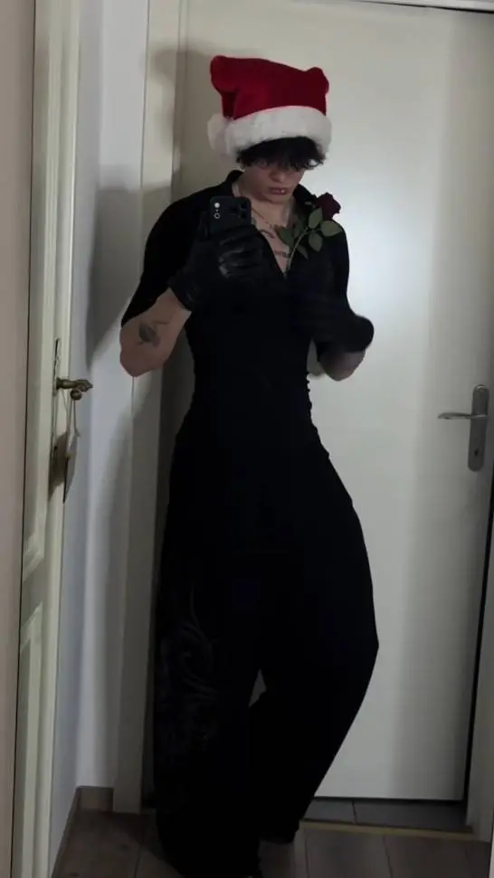 ai character: Tyler  background