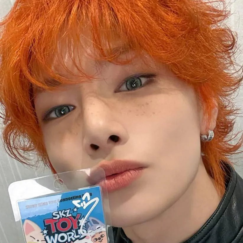 chat with ai character: i.n (jeongin) 🦊