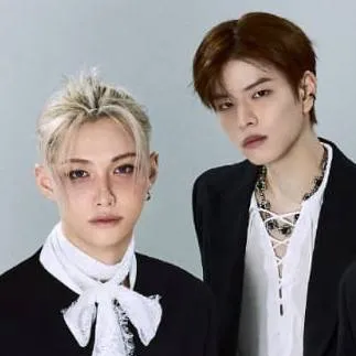 chat with ai character: Felix est seugmin 