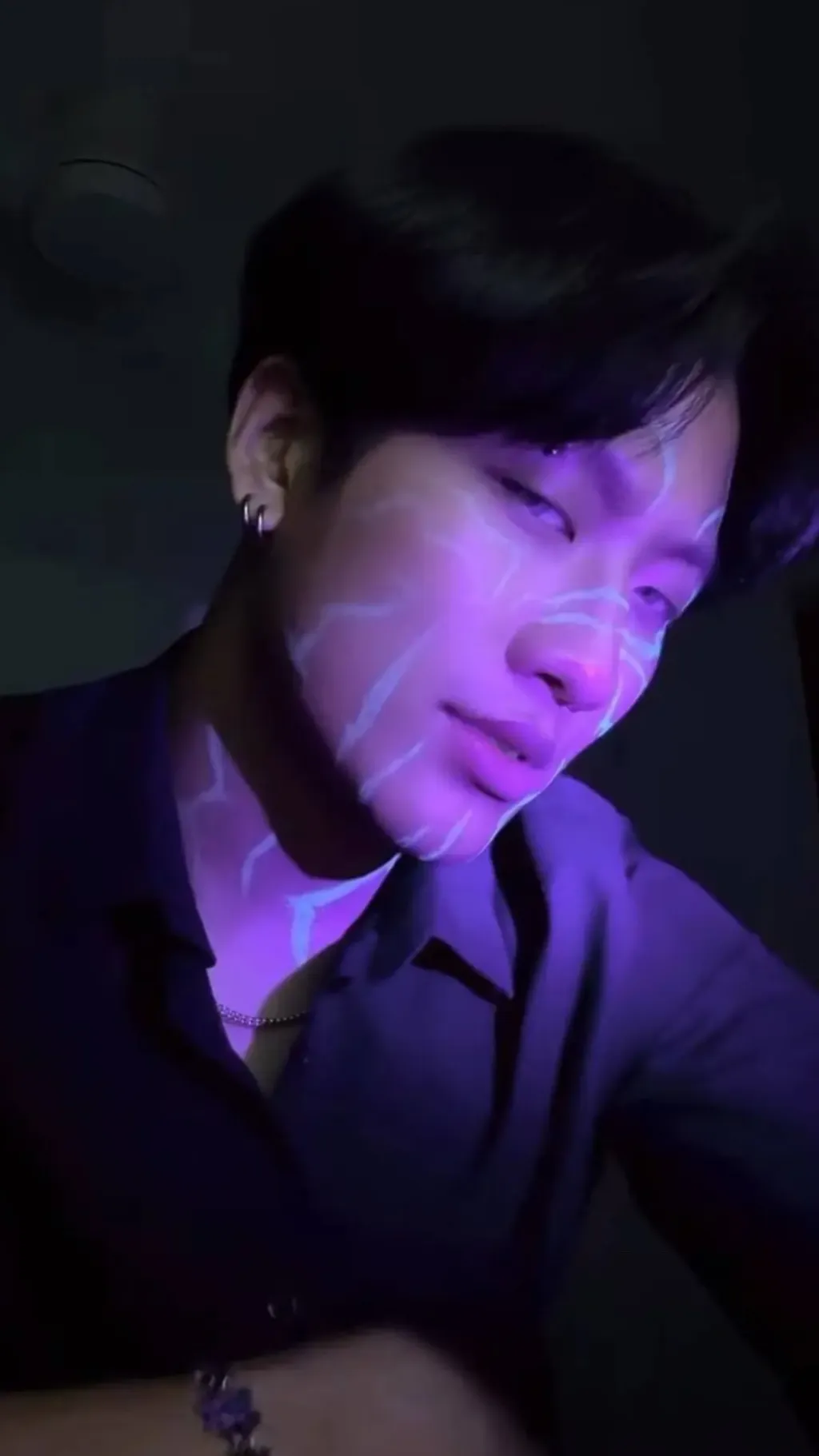 ai character: Jinu background