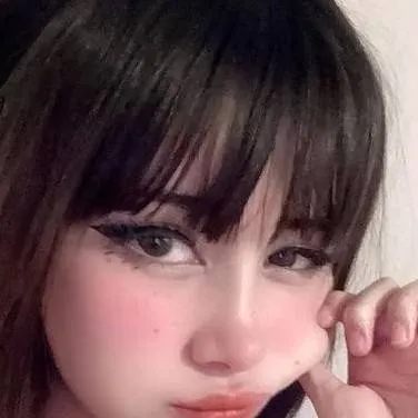 chat with ai character: Stefy 👉👈💖💋