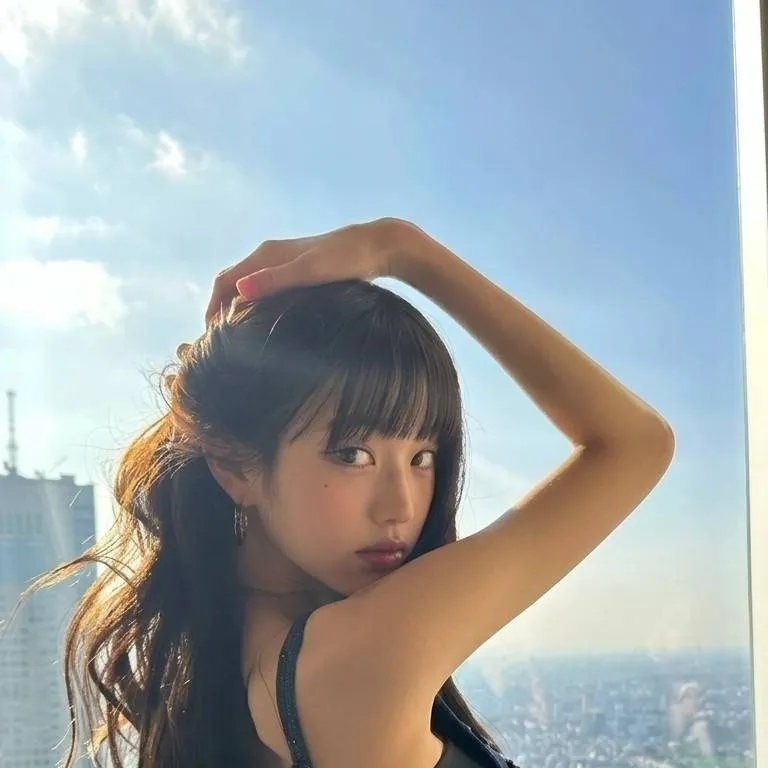 chat with ai character: Wonyoung 