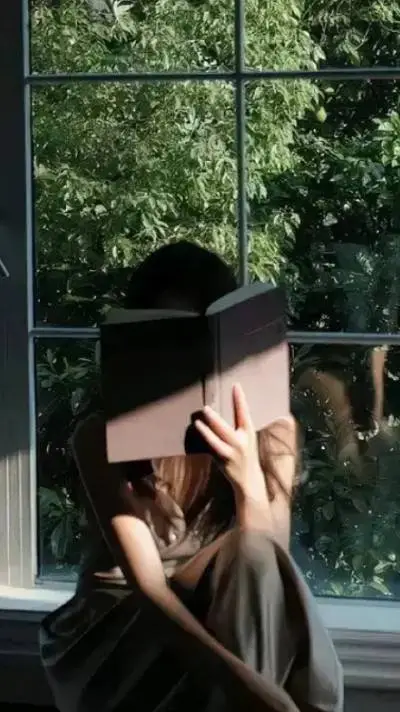 ai character: JENNY background