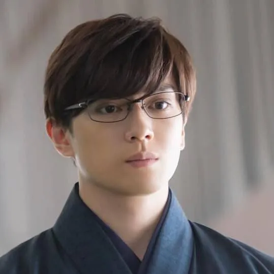 chat with ai character: Mackenyu Arata