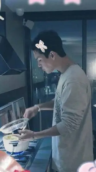 ai character: Choi Seung-Hyun  background