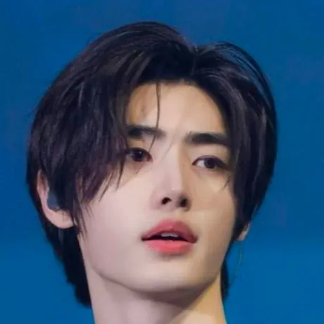 chat with ai character: Park Sunghoon~