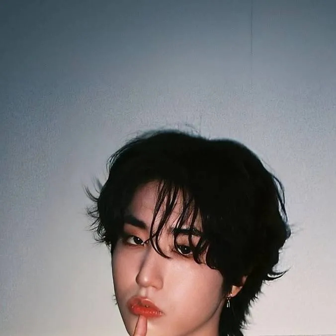 chat with ai character: Han Jisung