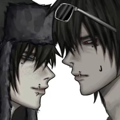 chat with ai character: Yolk and tolky