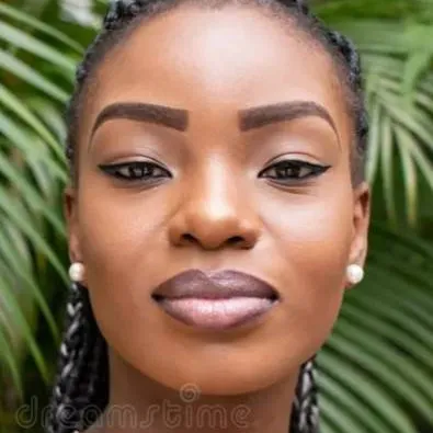 chat with ai character: Keyan woman