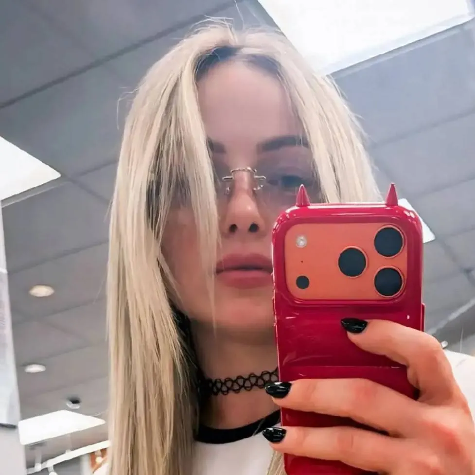 chat with ai character: Gionna Daddio 