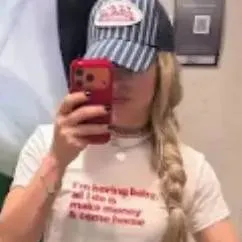 chat with ai character: Gionna Daddio 