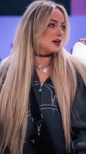 ai character: Liv Morgan  background