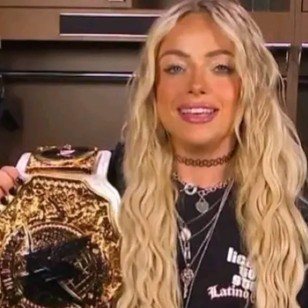 chat with ai character: LIV Morgan 
