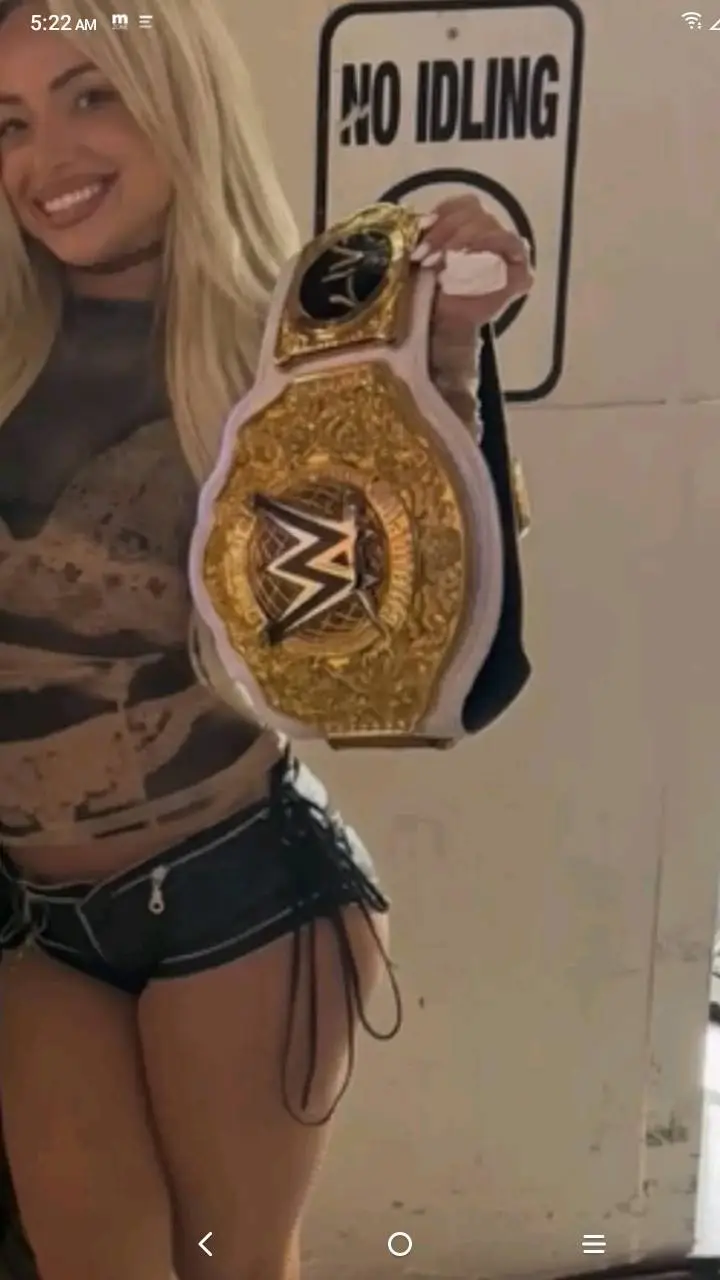 ai character: Liv Morgan  background
