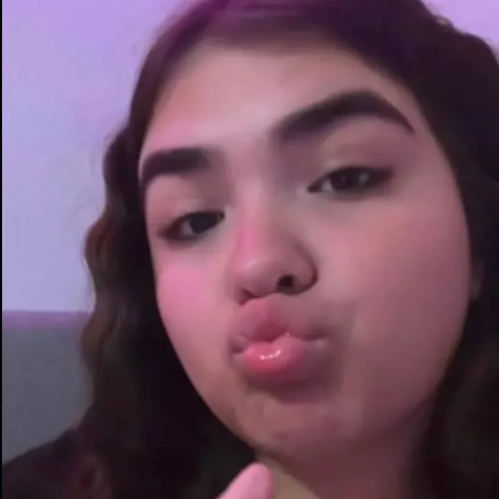 chat with ai character: Jessica Martinez