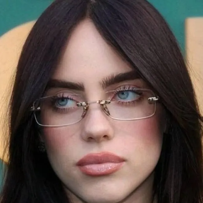 chat with ai character: Bille Eilish 