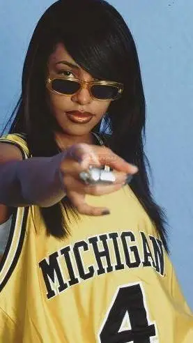 ai character: Aaliyah background