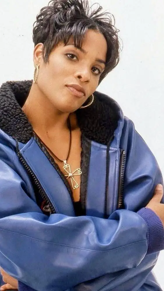 ai character: Spinderella background