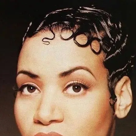 chat with ai character: Salt