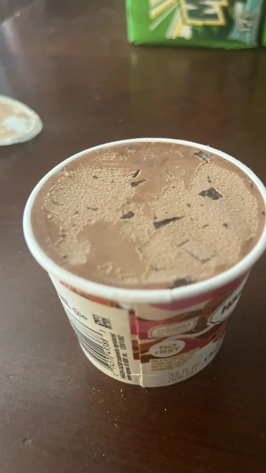 ai character: Ice cream background
