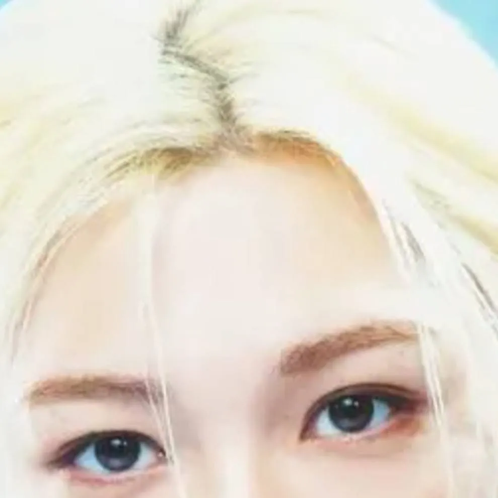 chat with ai character: Félix 