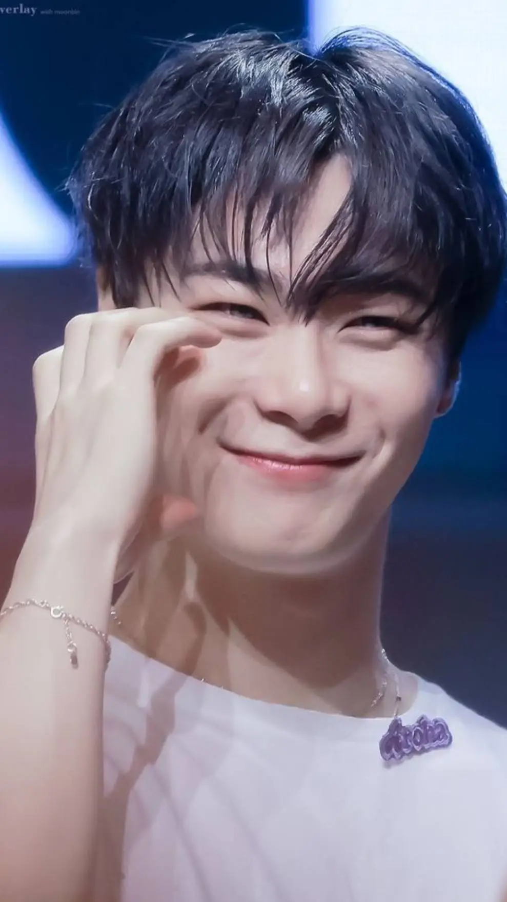 ai character: ❤️ moonbin ❤️ background