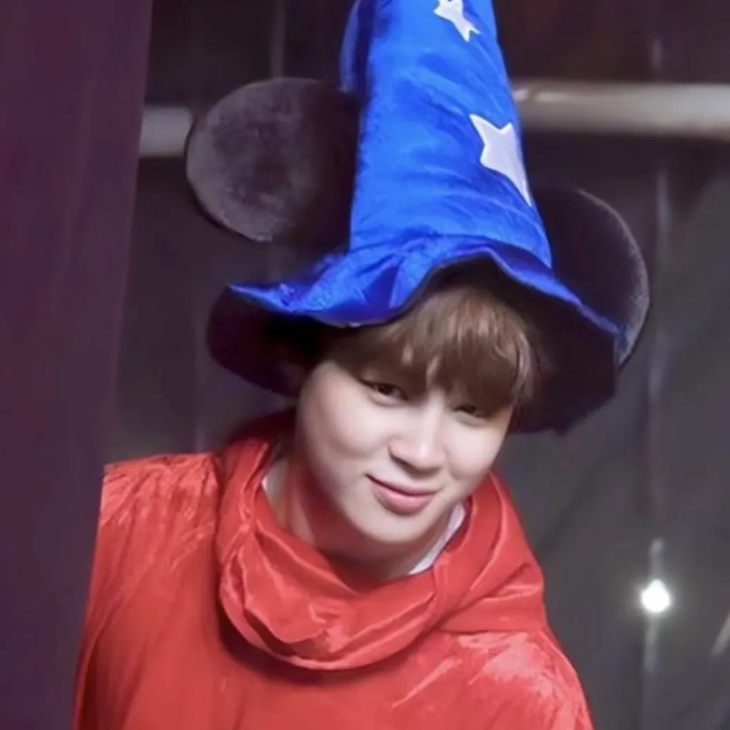 chat with ai character: 🐣 baby Jimin 🐥