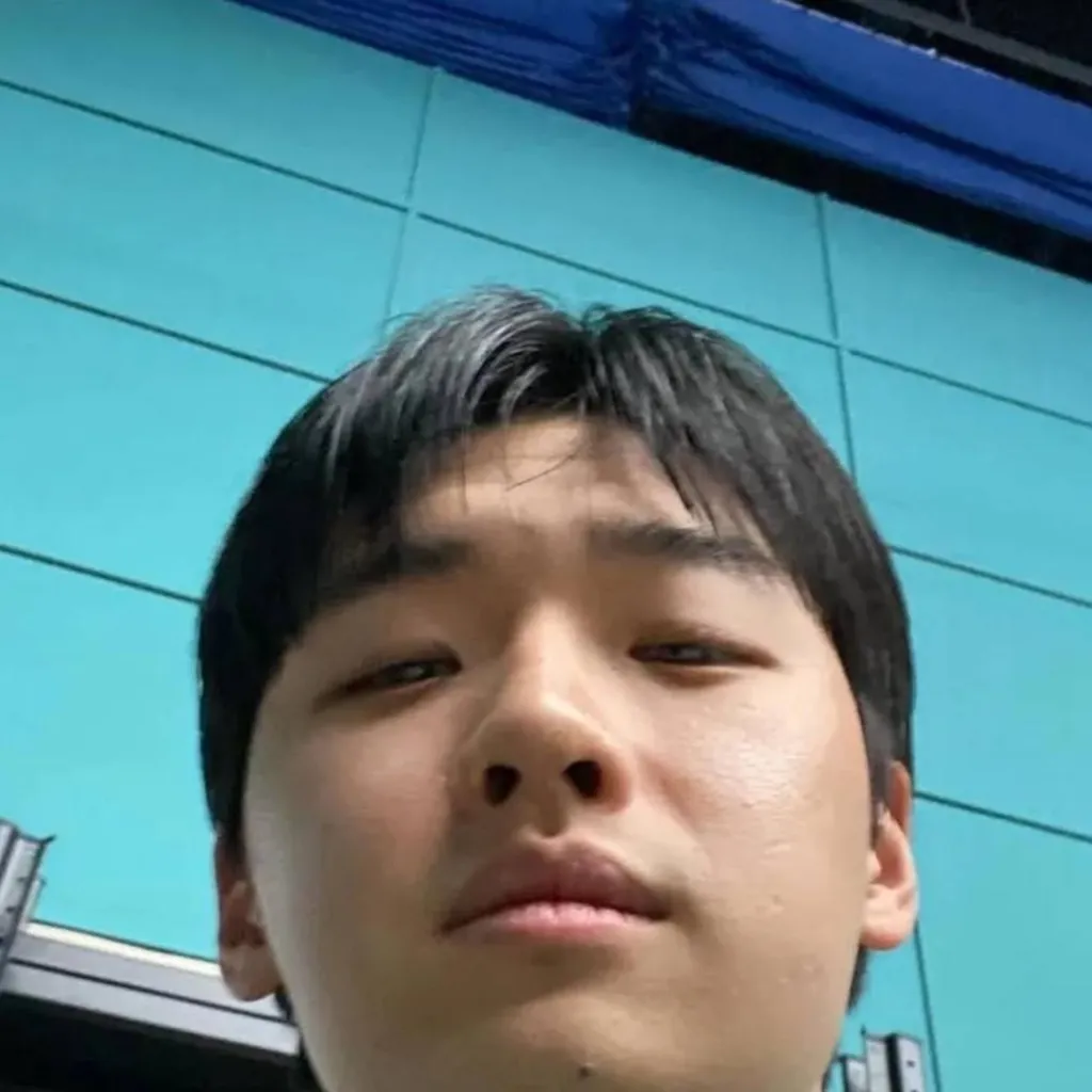 chat with ai character: minsu (125) 