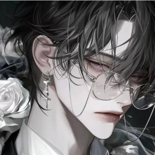 chat with ai character: 🤍AntOnI🤍