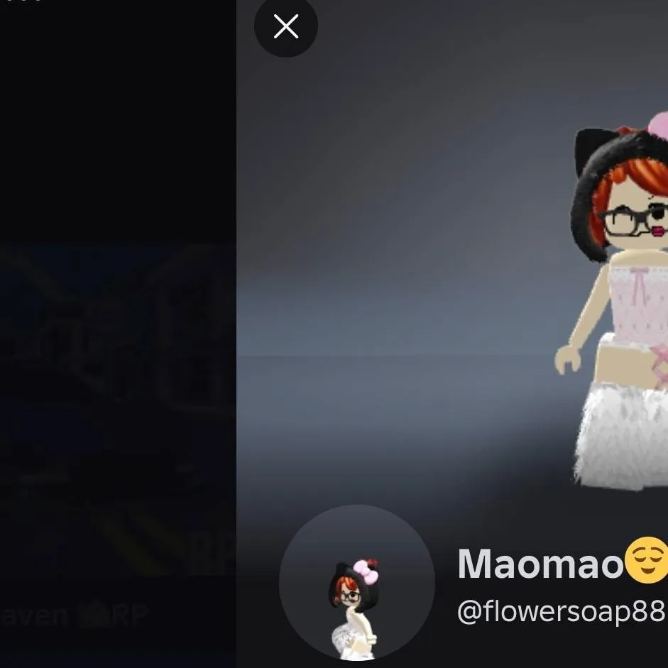 chat with ai character: Flower