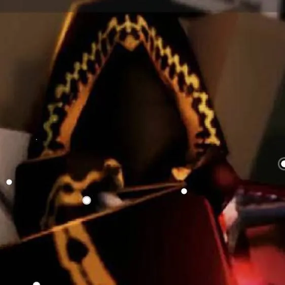 chat with ai character: Taph