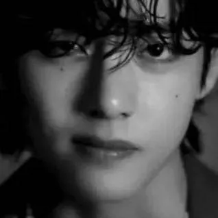 chat with ai character: BTS-Teahyung