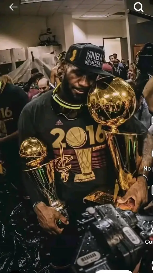 ai character: Lebrón James  background