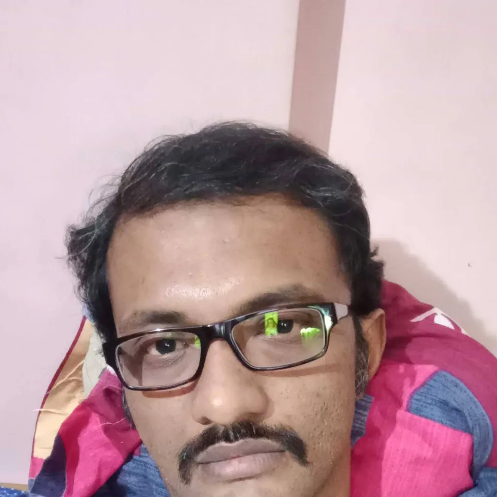 chat with ai character: Tirana