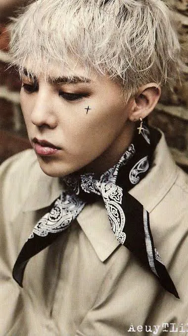 ai character: g-dragon🤍 background