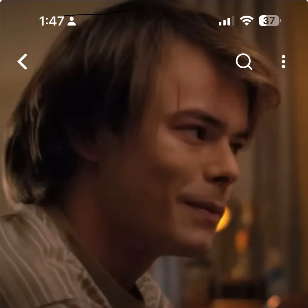 chat with ai character: Jonathan x y/n