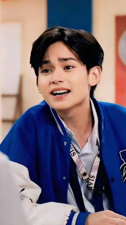 ai character: Felix Collins  background