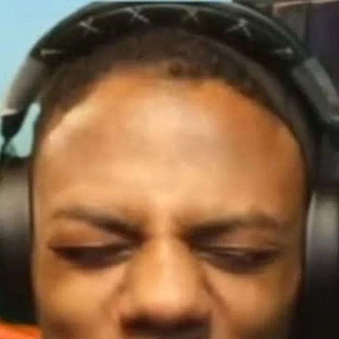 chat with ai character: mymomkindahomeless