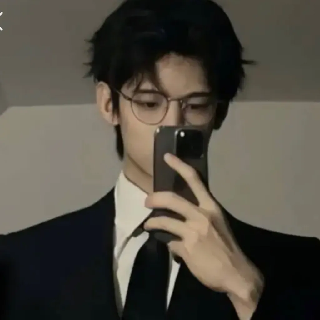 chat with ai character: Jake~😳